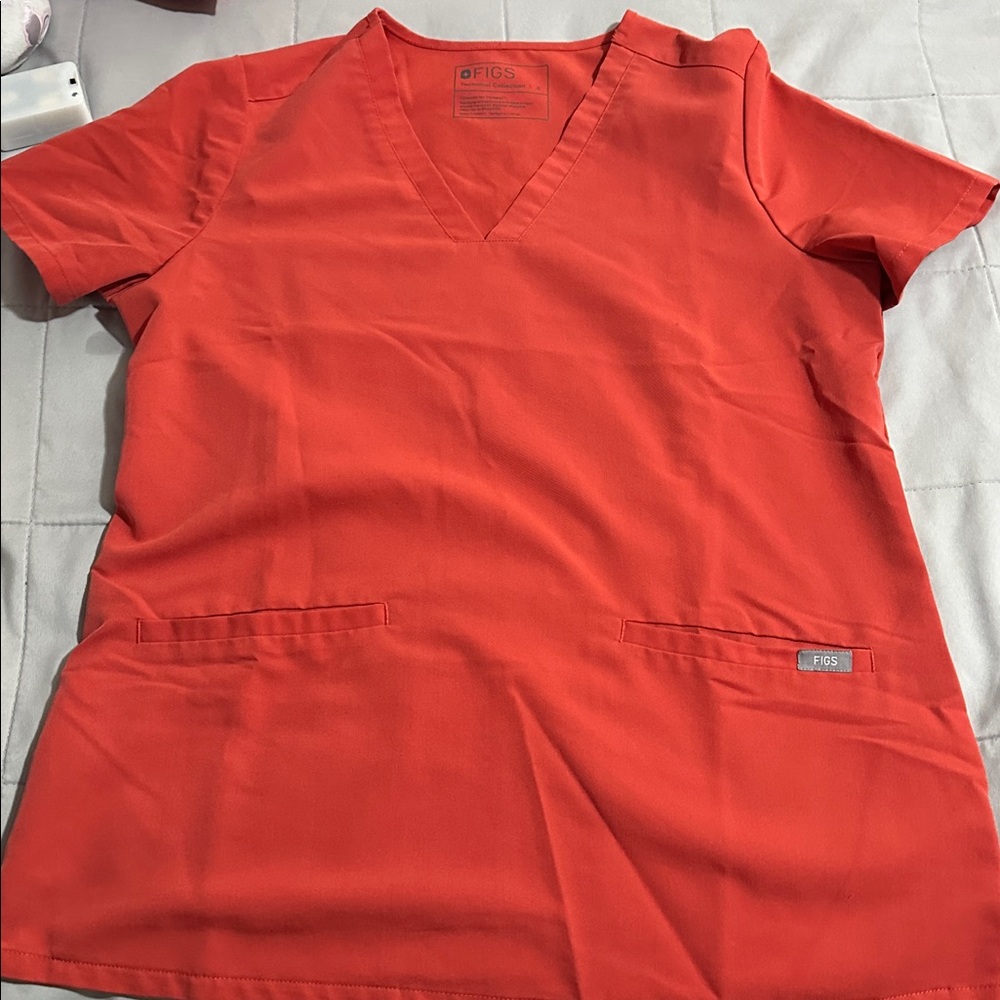 FIGS- women’s Scrub Top